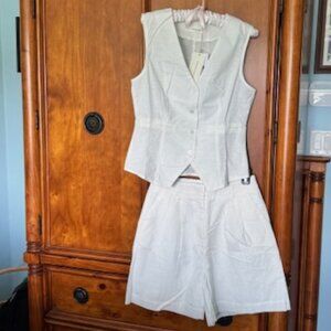 NWT Commense two piece linen blend sleeveless button vest and wide shorts, small